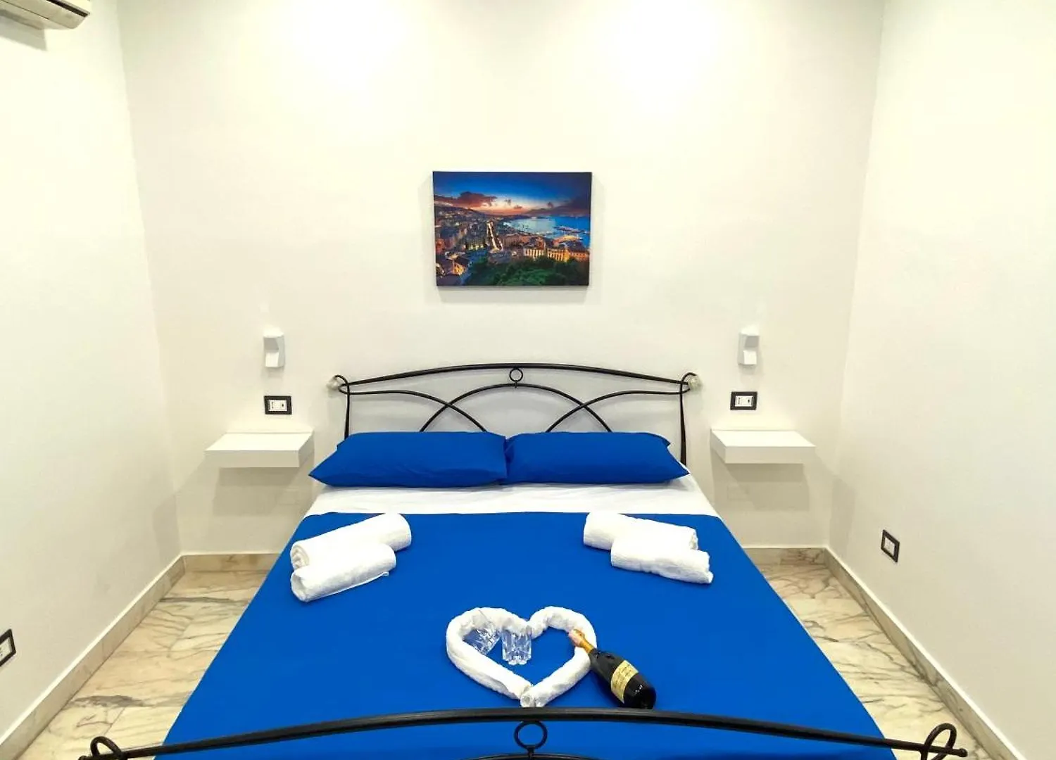 Castellano Apartment Neapel 0*,  Italien